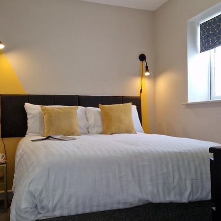 Apartment Three - Free Private Car Park - Sleeps 6 - 3 Shower Rooms - By Ocean City Retreats Plymouth Luaran gambar