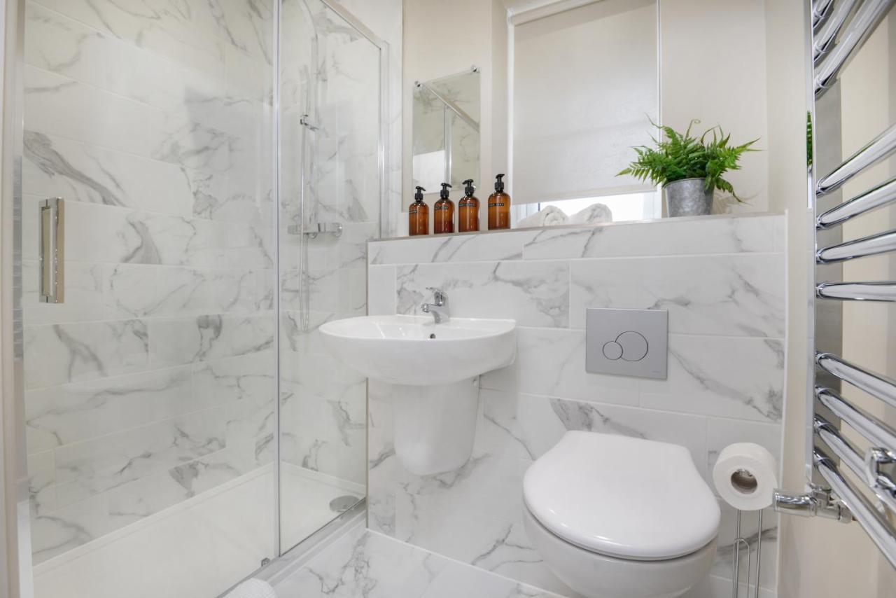 Apartment Three - Free Private Car Park - Sleeps 6 - 3 Shower Rooms - By Ocean City Retreats Plymouth Luaran gambar