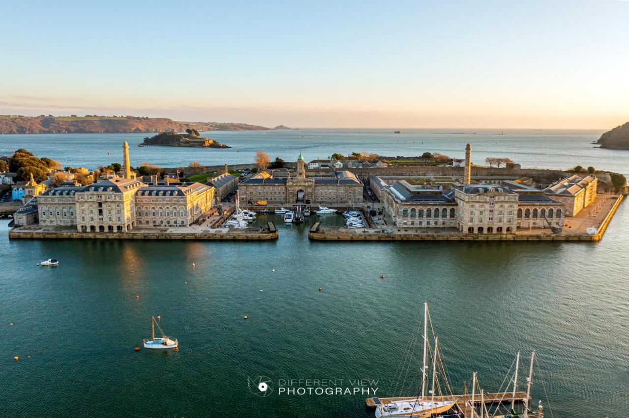 Apartment Three - Free Private Car Park - Sleeps 6 - 3 Shower Rooms - By Ocean City Retreats Plymouth Luaran gambar