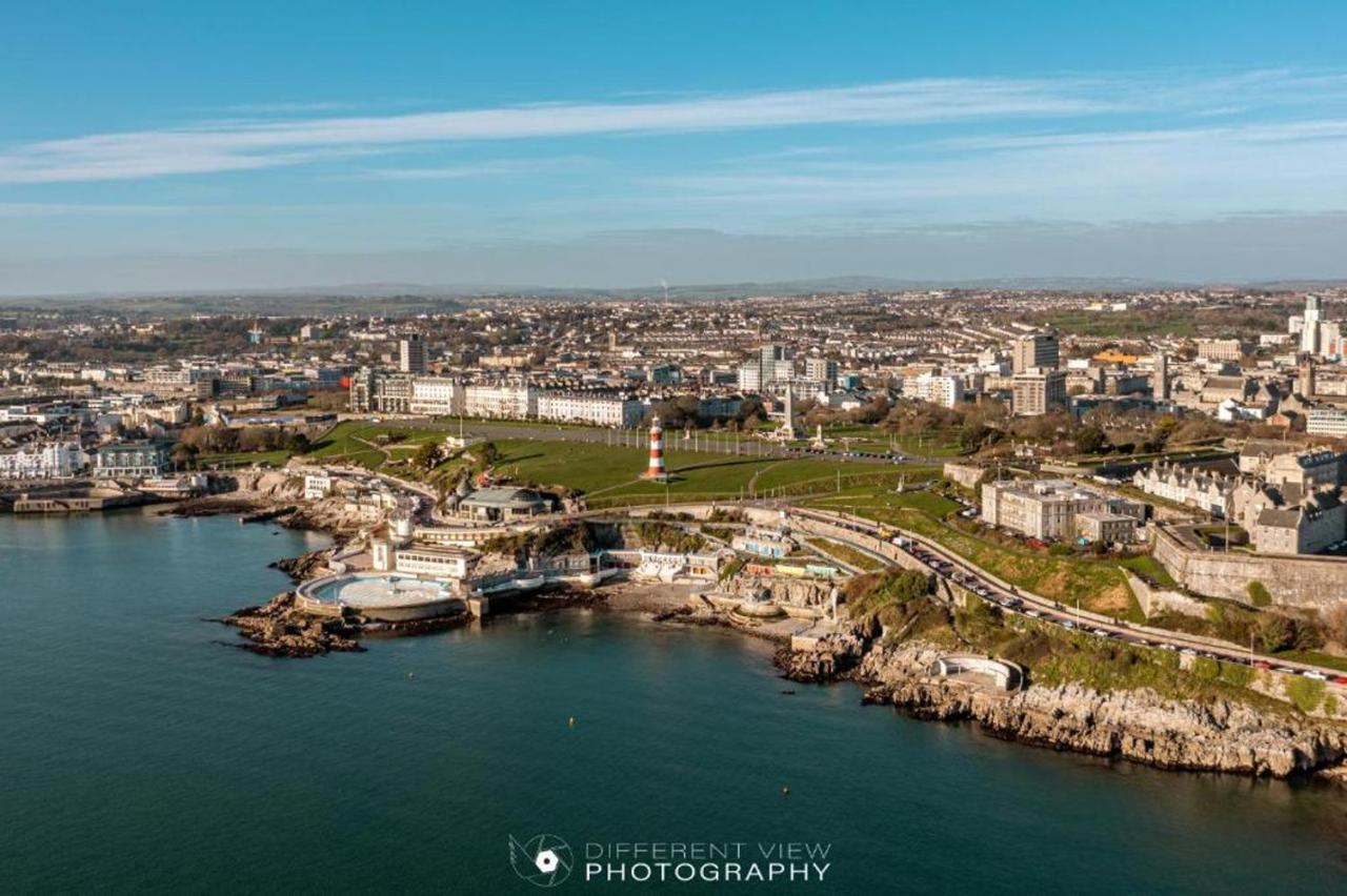 Apartment Three - Free Private Car Park - Sleeps 6 - 3 Shower Rooms - By Ocean City Retreats Plymouth Luaran gambar