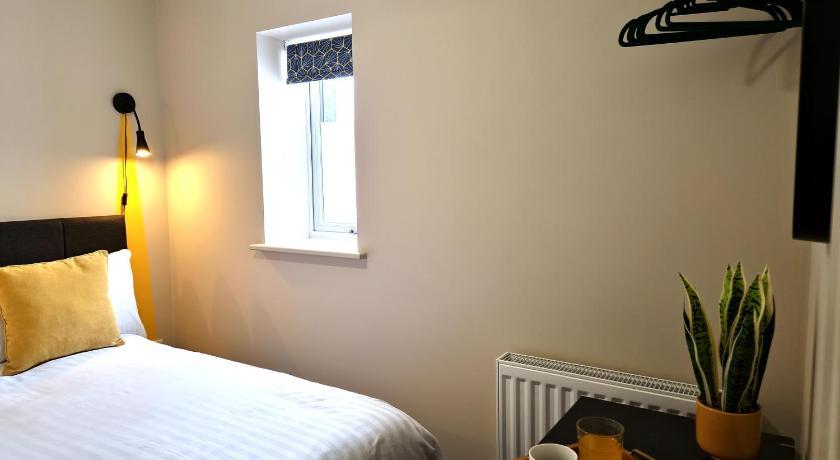Apartment Three - Free Private Car Park - Sleeps 6 - 3 Shower Rooms - By Ocean City Retreats Plymouth Luaran gambar